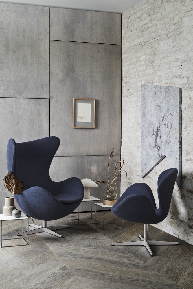 Swan Lounge Chair designcraft